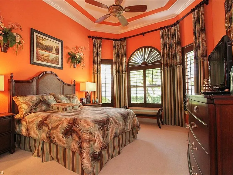 22033 Natures Cove Ct — Photo 12