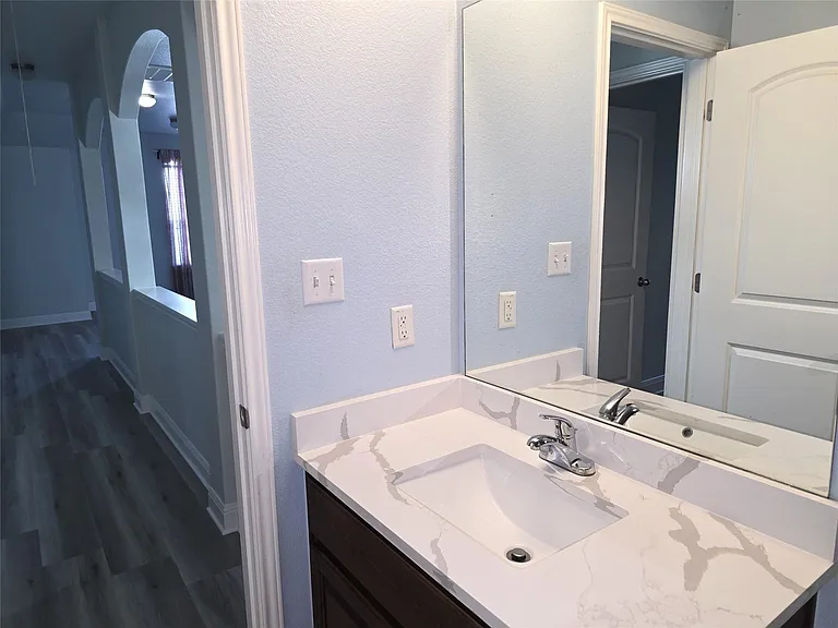 1015 Walsh Hill Trl — Photo 31