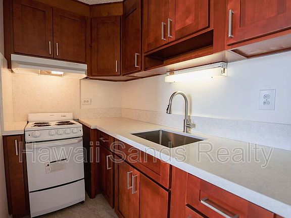 4th image of 2637 Kuilei St APT A103