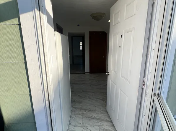 19 Tafthill Ter APT 3, Boston, MA 02131