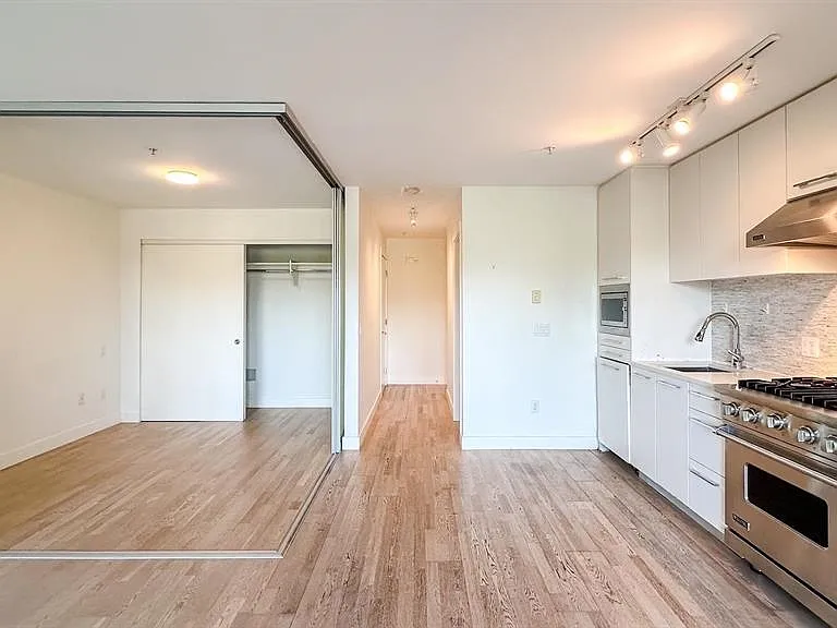 4355 W 10th Ave #200 — Photo 12