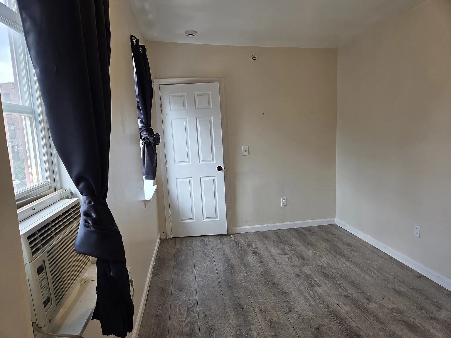 2 bed, $1,795 — Photo 4