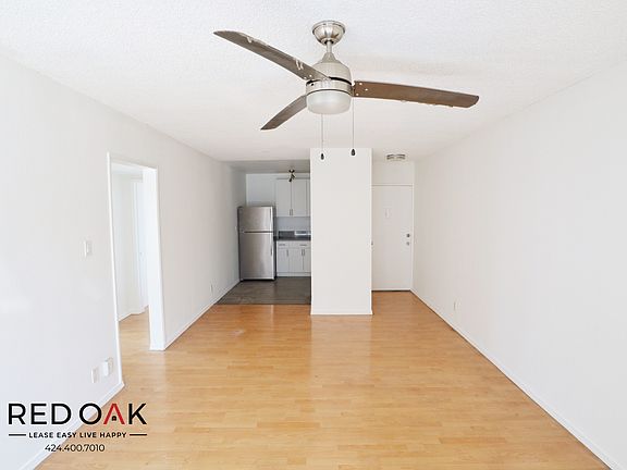 2nd image of 1001 E Palmer Ave #12