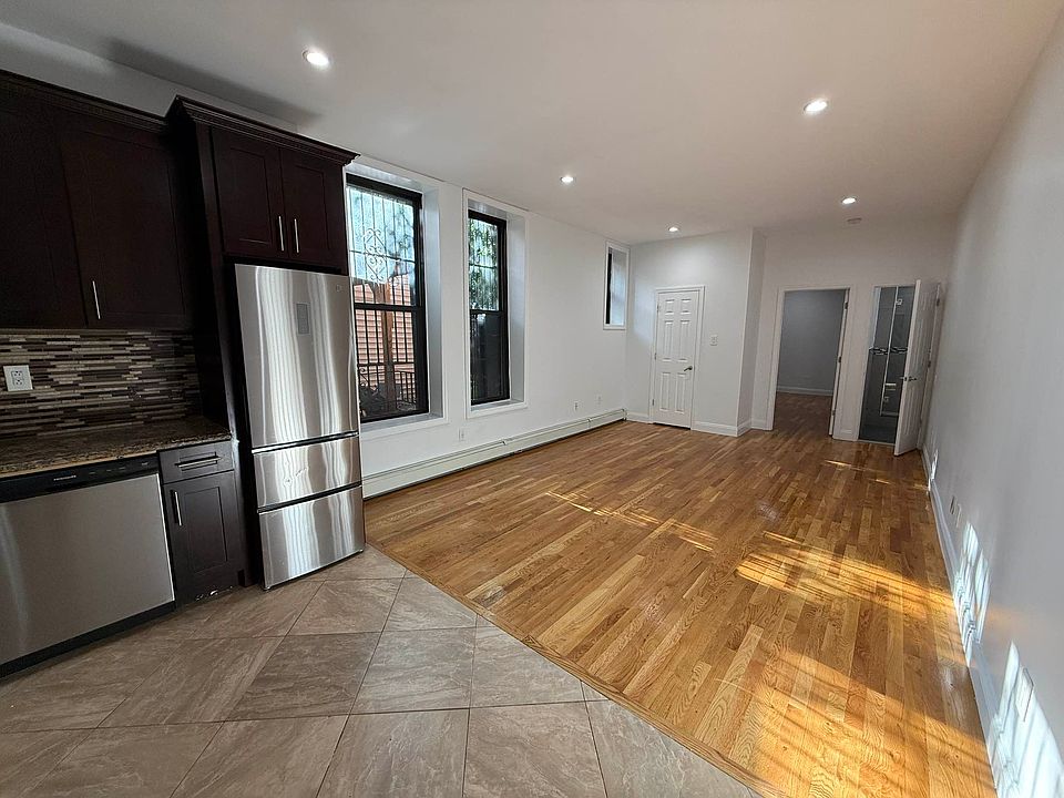1st image of 460 Throop Ave APT 1