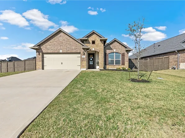 5123 Maroon Creek Dr, Bryan, TX 77802