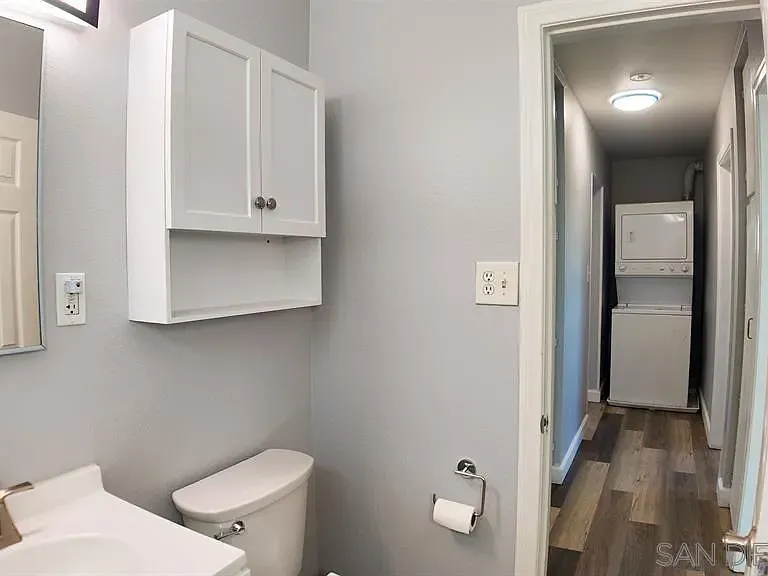 3934 1/2 Marine View Ave — Photo 20