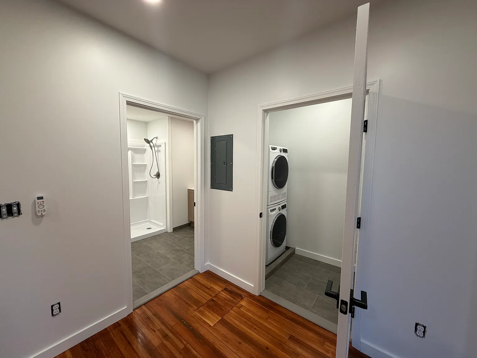 1 bed, 700 sqft, $1,600 — Photo 4