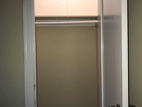 2nd image of 1162 N Kingsley Dr APT 3