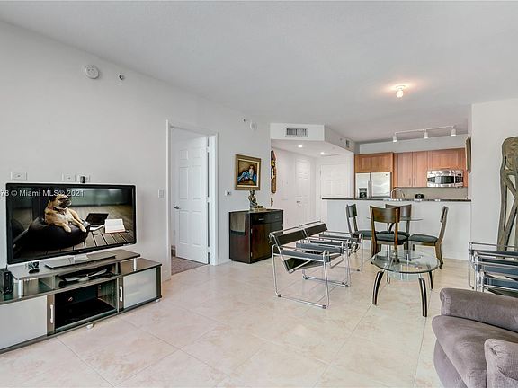 5th image of 1300 Ponce De Leon Blvd APT 902