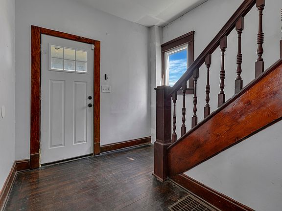 4th image of 47 N Pine St