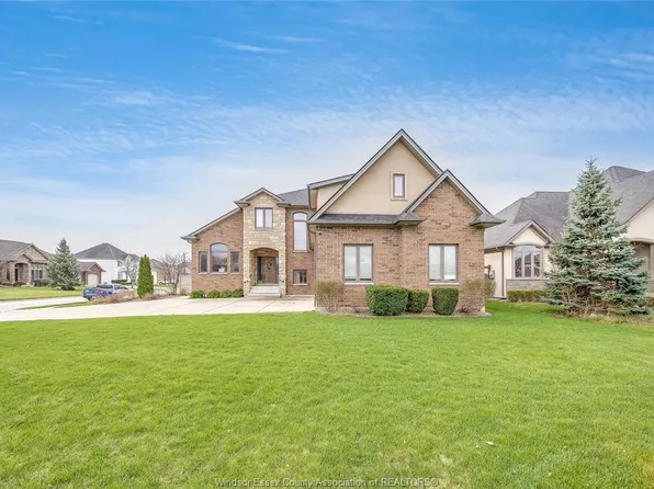 12337 Candlewood Dr, Tecumseh, ON N9K 0A3