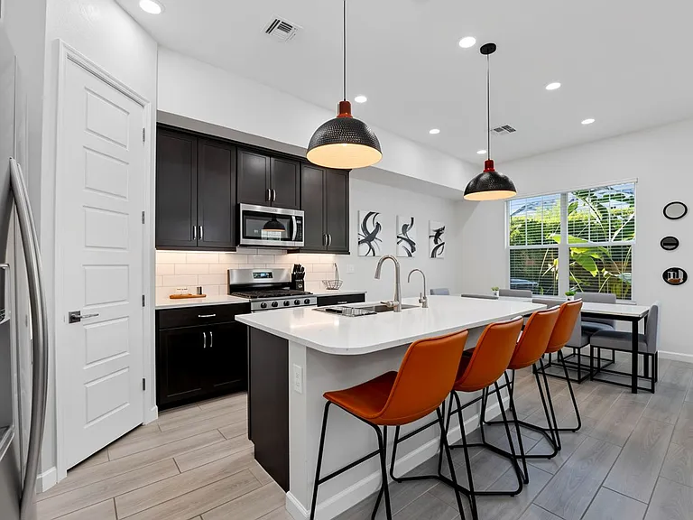 5036 E Campo Bello Dr — Photo 10
