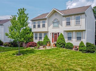 517 Stirrup Dr, Greensburg, PA 15601