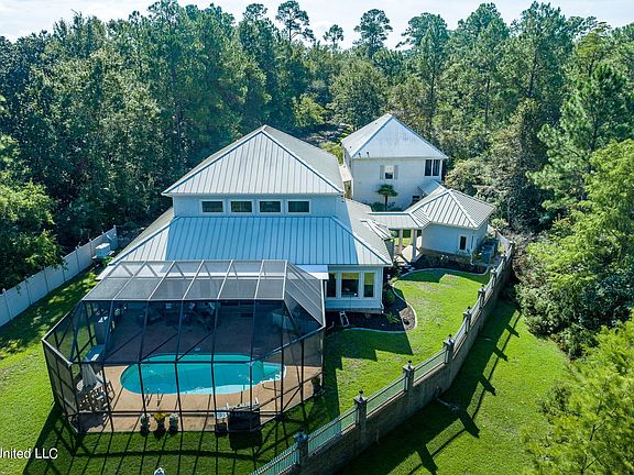 2nd image of 8369 Meadowdale Dr