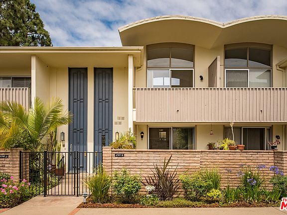5th image of 4707 La Villa Mari Unit J