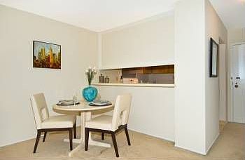 5th image of 900 Bush St APT 205