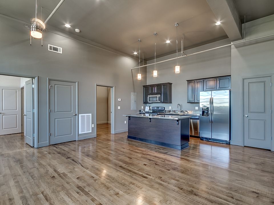 1st image of 511 23rd Avenue #1