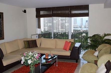 5th image of 18151 NE 31st Ct APT 1701