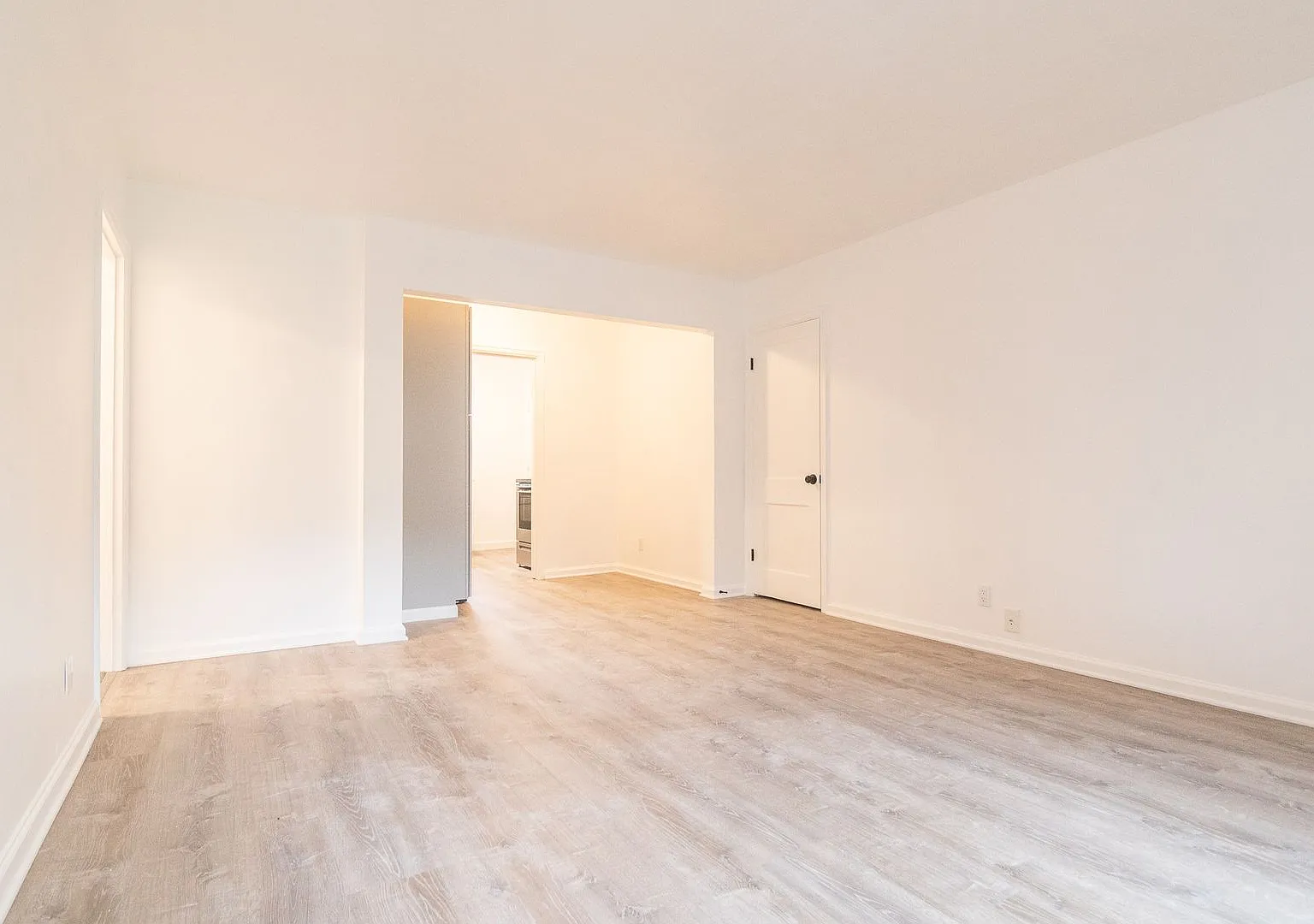 Glencourt Apartments — Photo 4