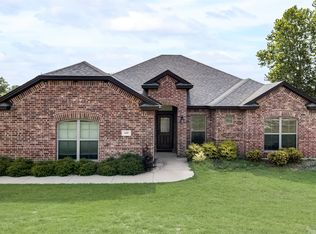610 Chisholm Trl, Waxahachie, TX 75165