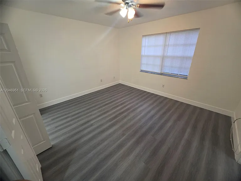 2532 SW 85th Ter #102 — Photo 8