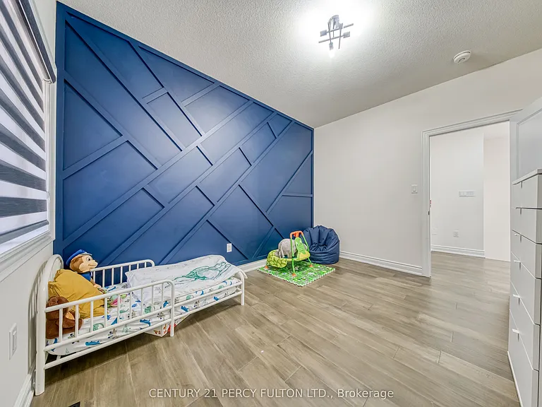 1223 Plymouth Dr — Photo 29