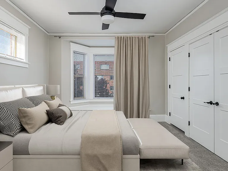 Elegant Renovation! HUGE 1 Bed 1 Bath Available Now! — Photo 22