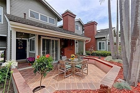 1st image of 29 Catalina Ct
