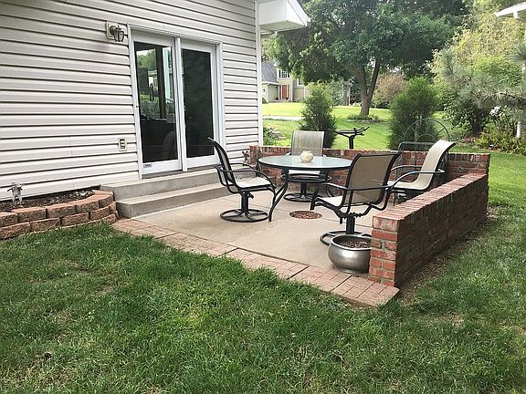 3rd image of 7818 Dougan Dr