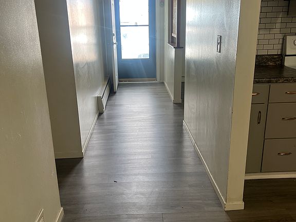 4th image of 1217 Hillcrest Park Ave
