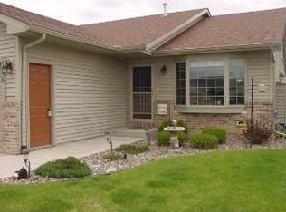 1658 S Ridge Rd, River Falls, WI 54022