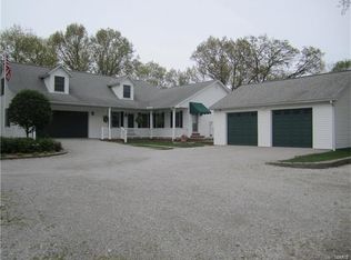 641 Old Fayetteville Rd, Freeburg, IL 62243