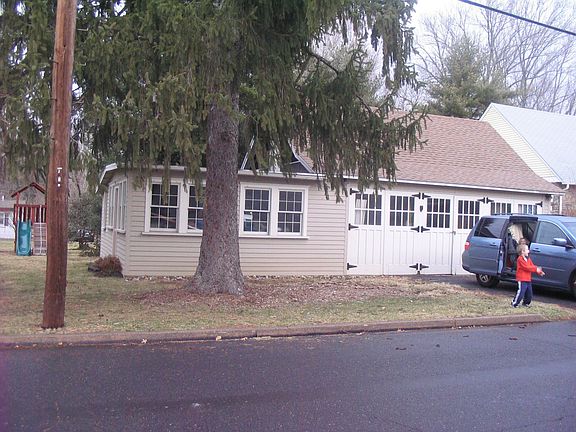 detatched garage/workshop