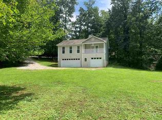 1354 E Lakeshore Dr, Landrum, SC 29356