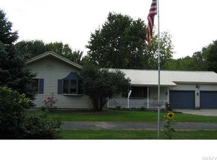 3820 Beebe Rd, Newfane, NY 14108