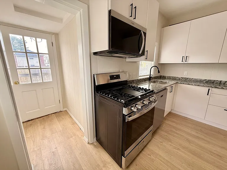 39 Prospect Street Ave #39 — Photo 7