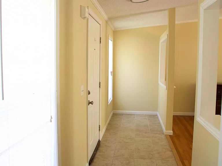 116 Livingston Rd — Photo 3