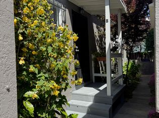 1034 45th St APT B, Emeryville, CA 94608