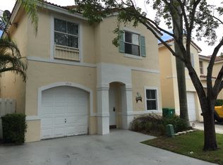 3910 Tree Tops Rd, Cooper City, FL 33026