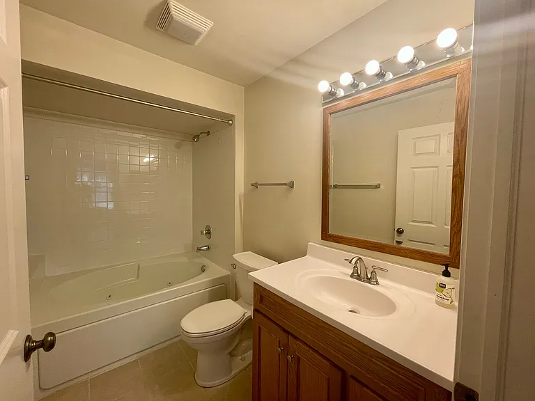 2219 Waterleaf Ct #104 — Photo 8