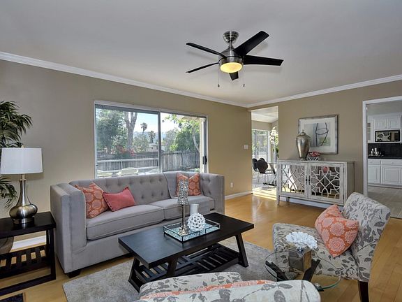 4th image of 4050 Cadwallader Ave