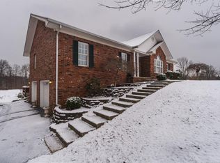 4700 Glass Sand Rd SE, Elizabeth, IN 47117