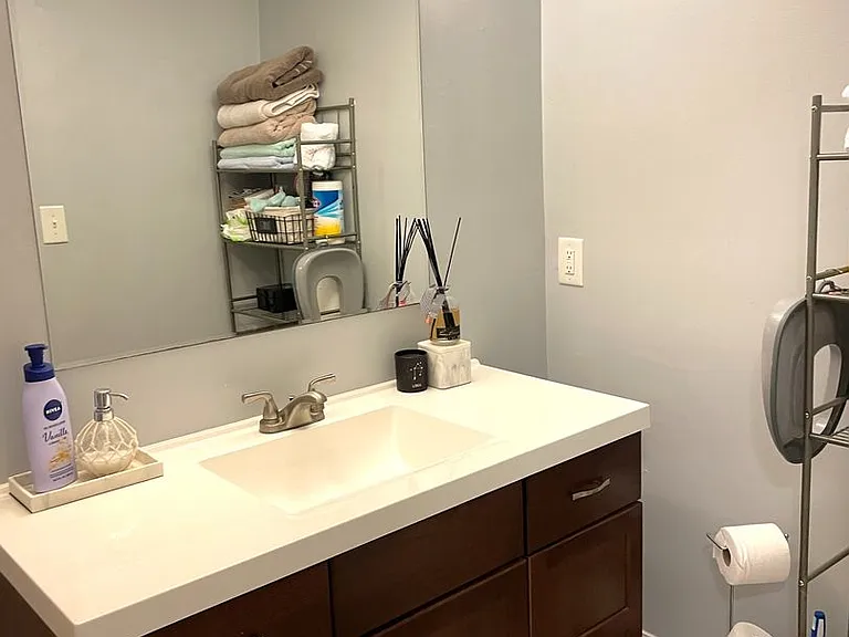 6817 Cedarwood Ct — Photo 13