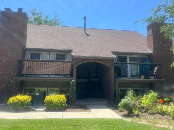 8108 S Cottonwood Hills Cir Building 7, Sandy, UT 84094