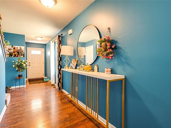 5th image of 537 Magnolia Ave