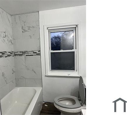 3rd image of 14566 Vaughan St