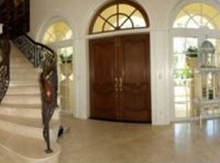 19 Halfway Rd, Key Largo, FL 33037