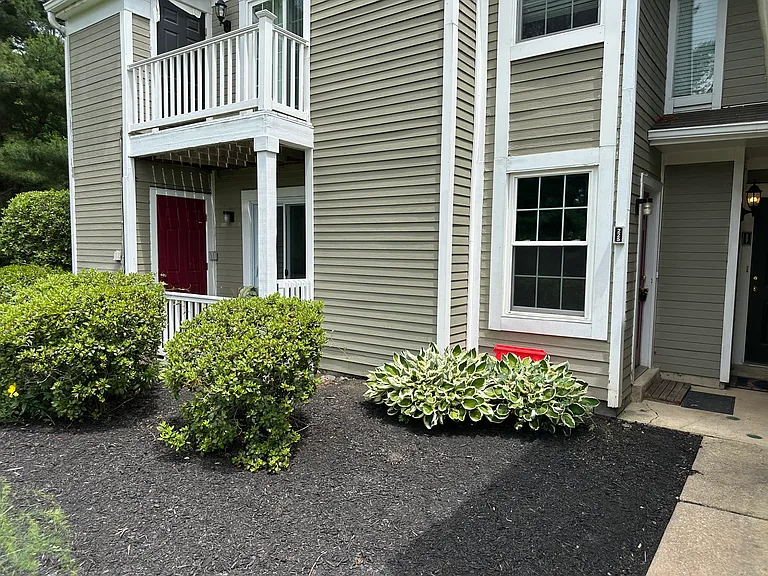 225 McIntosh Rd — Photo 4
