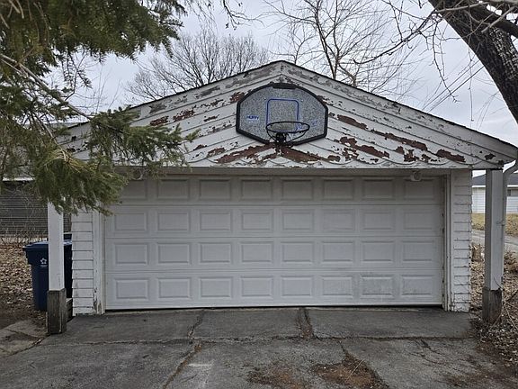 3rd image of 140 Richton Rd