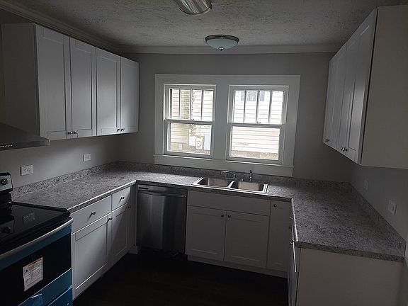 2nd image of 413 Westside Dr